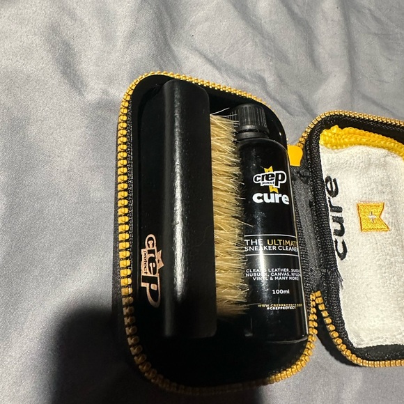 Crep Cure Shoe Care Kit - Picture 3 of 4